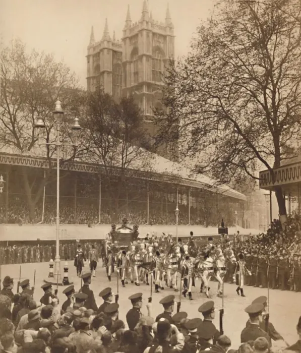 Framed Print : Acclaimed by Thousands at Westminster, May 12 1937