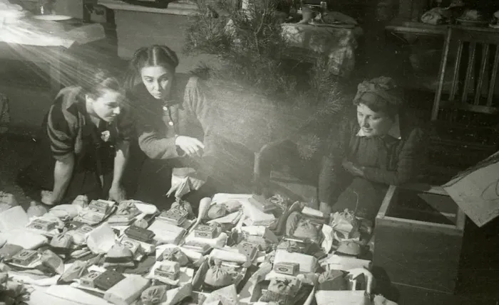 Framed Print : Actresses of the Moscow Art Theatre preparing presents for the Red Army, USSR, 1943 Framed Print : Actresses of the Moscow Art Theatre preparing presents for the Red Army, USSR, 1943