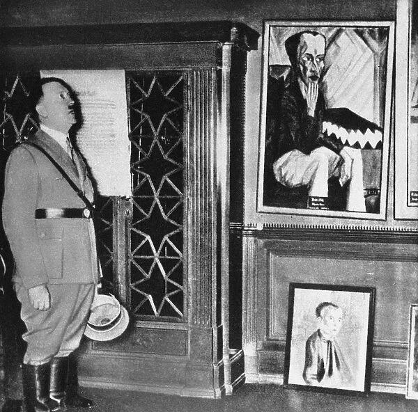 Adolf Hitler visits the Dresden exhibition Degenerate Art in 1935, 1935