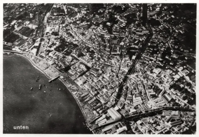 Framed Print : Aerial view of Funchal, Madeira, from a Zeppelin, 1928 (1933) Framed Print : Aerial view of Funchal, Madeira, from a Zeppelin, 1928 (1933)