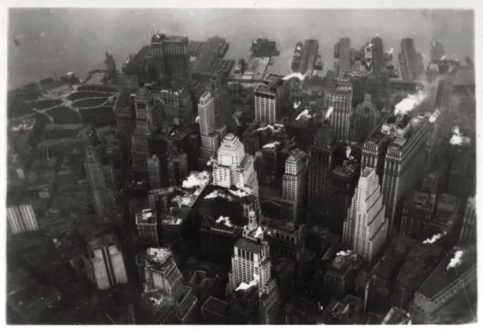 Framed Print : Aerial view of Manhattan, New York City, USA, from a Zeppelin, 1928 (1933) Framed Print : Aerial view of Manhattan, New York City, USA, from a Zeppelin, 1928 (1933)