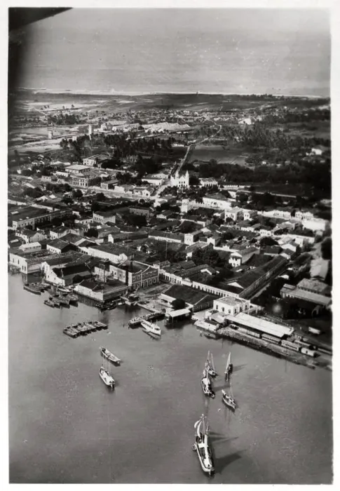 Framed Print : Aerial view of Natal, South Africa, from a Zeppelin, 1930 (1933) Framed Print : Aerial view of Natal, South Africa, from a Zeppelin, 1930 (1933)