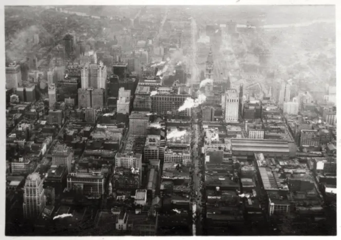 Framed Print : Aerial view of Philadelphia, Pennsylvania, USA, from a Zeppelin, 1928 (1933) Framed Print : Aerial view of Philadelphia, Pennsylvania, USA, from a Zeppelin, 1928 (1933)