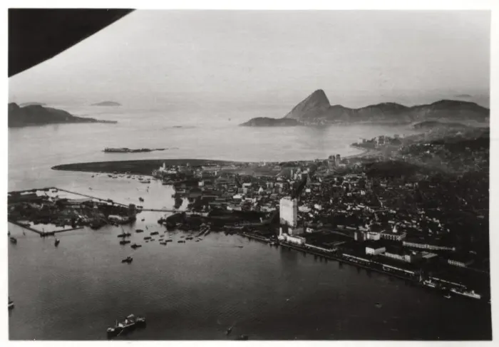 Framed Print : Aerial view of Rio de Janeiro, Brazil, from a Zeppelin, 1930 (1933) Framed Print : Aerial view of Rio de Janeiro, Brazil, from a Zeppelin, 1930 (1933)