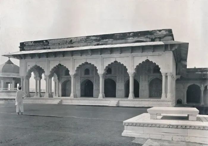 Framed Print : Agra. The Dewan-i-Khas or Hall of Public Audience, c1910. Creator: Unknown Framed Print : Agra. The Dewan-i-Khas or Hall of Public Audience, c1910. Creator: Unknown