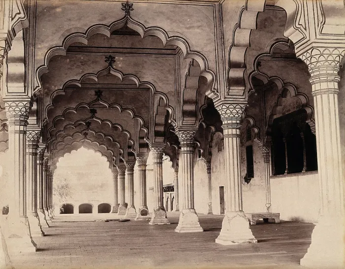 Framed Print : Agra, India: the Diwan-i-Am (Hall of Public Audience), c1900. Creator: Unknown Framed Print : Agra, India: the Diwan-i-Am (Hall of Public Audience), c1900. Creator: Unknown