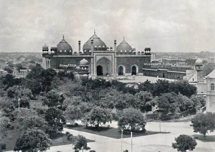 Framed Print : Agra. The Jumma Musjid, c1910. Creator: Unknown Framed Print : Agra. The Jumma Musjid, c1910. Creator: Unknown