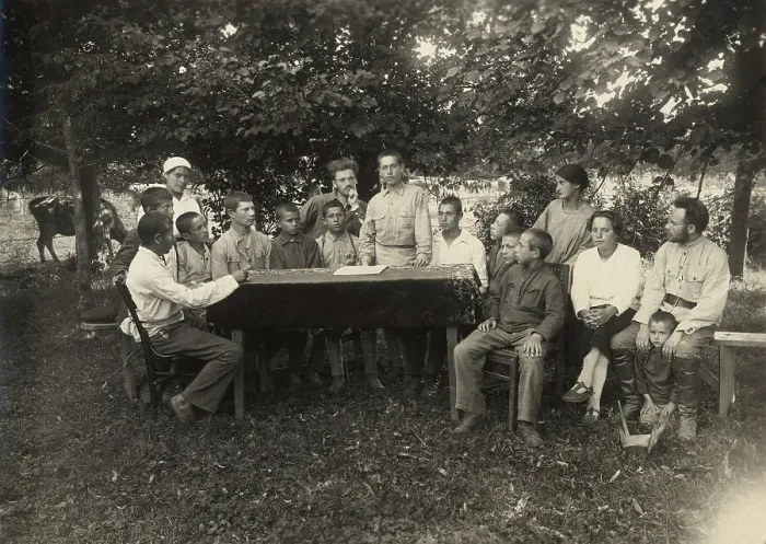 Framed Print : Agricultural school (farm) near Minsk, 1922. Creator: Unknown Framed Print : Agricultural school (farm) near Minsk, 1922. Creator: Unknown