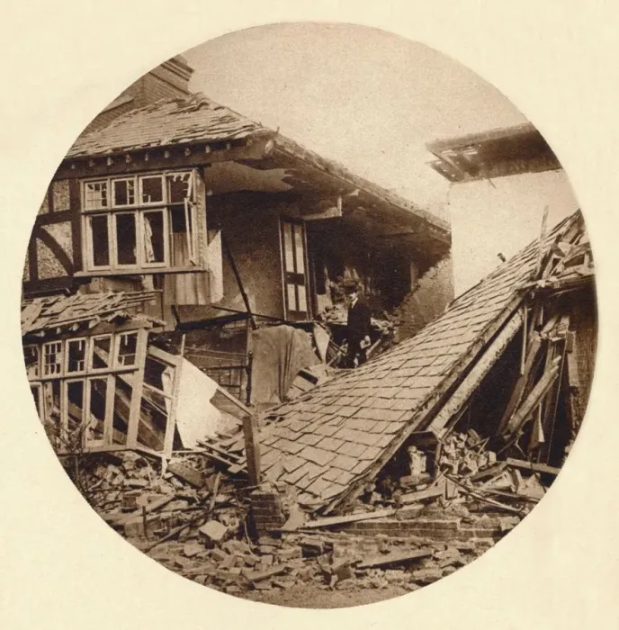 Framed Print : Air raid damage in Croydon, 1915 (1935) Framed Print : Air raid damage in Croydon, 1915 (1935)