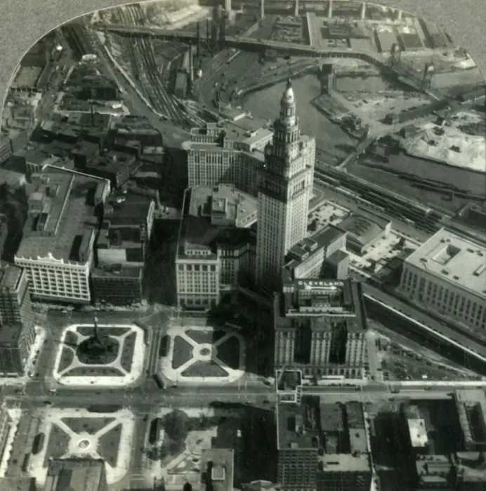 Framed Print : An Air View of Downtown Cleveland - Public Square, Terminal Tower and the Winding Cuyahoga Framed Print : An Air View of Downtown Cleveland - Public Square, Terminal Tower and the Winding Cuyahoga