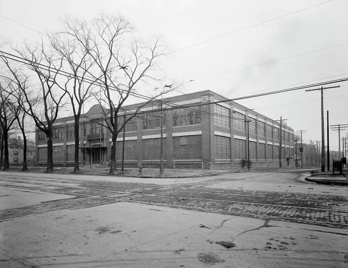 Framed Print : A.J. Smith Construction Co. Building, Detroit, Mich. between 1905 and 1915. Creator: Unknown Framed Print : A.J. Smith Construction Co. Building, Detroit, Mich. between 1905 and 1915. Creator: Unknown