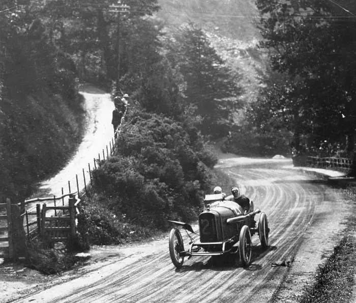 Framed Print : AL Guinness in a Sunbeam, Isle of Man TT race, 1914 Framed Print : AL Guinness in a Sunbeam, Isle of Man TT race, 1914