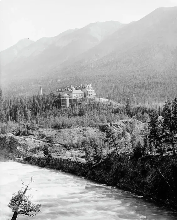 Framed Print : Alberta, Banff Springs Hotel & Bow River, Canadian National Park, Canada, between 1900 and 1910. Creator: Unknown. Alberta, Banff Springs Hotel & Bow River, Canadian National Park, Canada, between 1900 and 1910. Creator: Unknown Framed Print : Alberta, Banff Springs Hotel & Bow River, Canadian National Park, Canada, between 1900 and 1910. Creator: Unknown. Alberta, Banff Springs Hotel & Bow River, Canadian National Park, Canada, between 1900 and 1910. Creator: Unknown