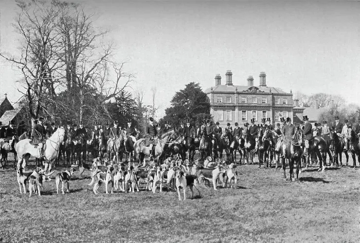 Framed Print : The Albrighton Hounds: A Meet at Stretton, c1903, (1903) Framed Print : The Albrighton Hounds: A Meet at Stretton, c1903, (1903)