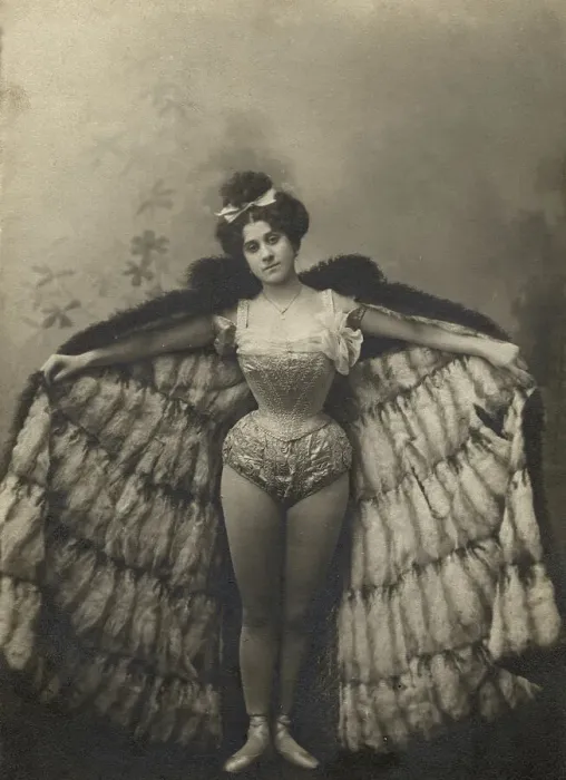 Framed Print : Aleksandra Semenovna Lavrent'eva, Sister of Photographer A.S. Lavrent'ev, in a Ballet Costume, 1900. Creator: AS Lavrentev Framed Print : Aleksandra Semenovna Lavrent'eva, Sister of Photographer A.S. Lavrent'ev, in a Ballet Costume, 1900. Creator: AS Lavrentev