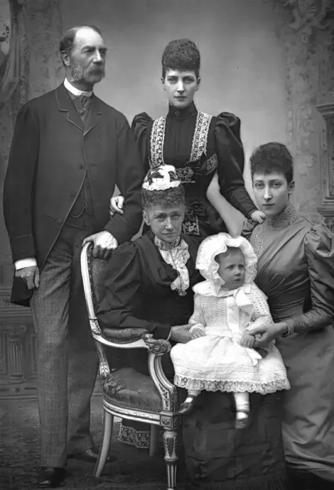 Framed Print : Alexandra (1844-1925), Princess of Wales and members of her family Framed Print : Alexandra (1844-1925), Princess of Wales and members of her family