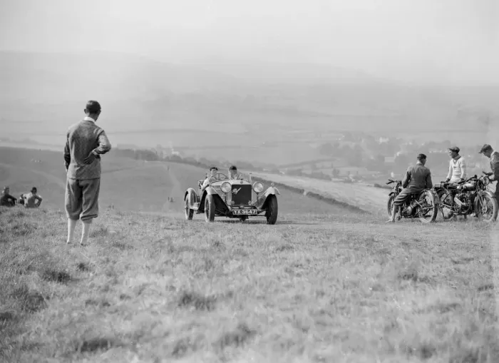 Framed Print : Alfa Romeo competing in the Brighton & Hove Motor Club Trial, 1920s. Artist: Bill Brunell Framed Print : Alfa Romeo competing in the Brighton & Hove Motor Club Trial, 1920s. Artist: Bill Brunell