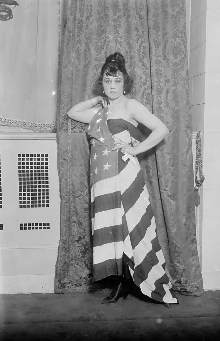 Framed Print : Alice Brady [draped in Old Glory], between c1915 and c1920. Creator: Bain News Service