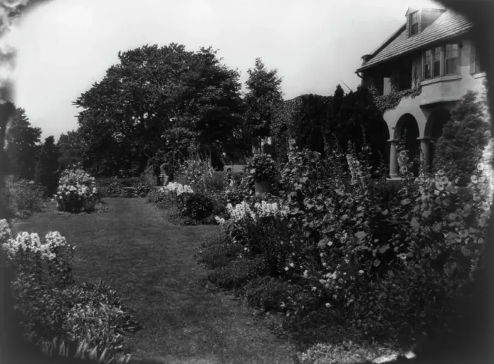 Framed Print : Allgates, the home of the Horatio Gates Lloyd family, formal gardens, between 1918 and 1923. Creator: Frances Benjamin Johnston Framed Print : Allgates, the home of the Horatio Gates Lloyd family, formal gardens, between 1918 and 1923. Creator: Frances Benjamin Johnston