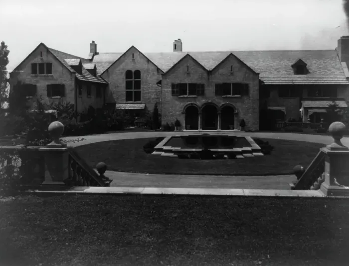 Framed Print : Allgates, the home of the Horatio Gates Lloyd family, exterior view, between 1918 and 1923. Creator: Frances Benjamin Johnston Framed Print : Allgates, the home of the Horatio Gates Lloyd family, exterior view, between 1918 and 1923. Creator: Frances Benjamin Johnston