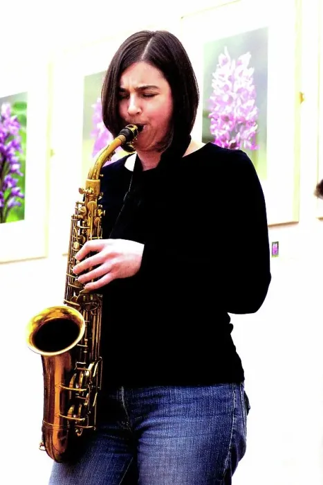 Framed Print : Allison Neale, alto saxophonist, Clocktower Cafe, Croydon, Surrey, 2008. Artist: Brian O Connor Framed Print : Allison Neale, alto saxophonist, Clocktower Cafe, Croydon, Surrey, 2008. Artist: Brian O Connor