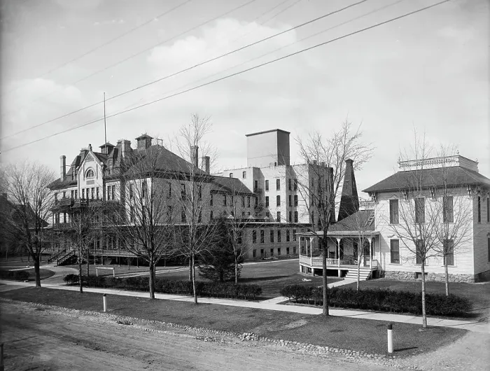 Framed Print : Alma Sanitarium, Alma, Mich. between 1900 and 1910. Creator: William H. Jackson Framed Print : Alma Sanitarium, Alma, Mich. between 1900 and 1910. Creator: William H. Jackson