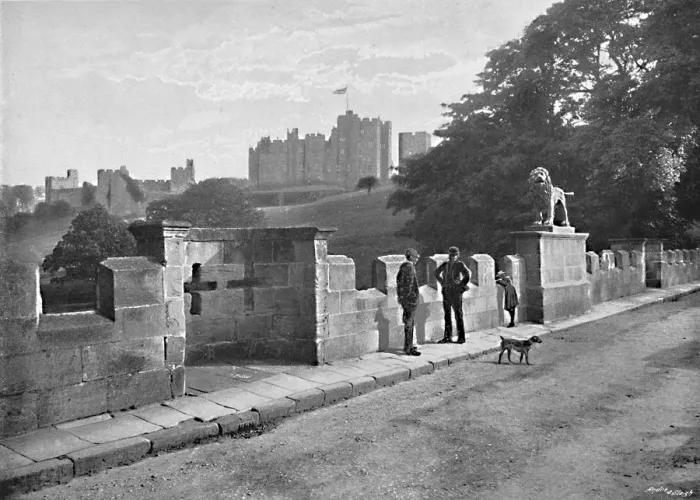 Framed Print : Alnwick: The Lion Bridge and Castle, c1896. Artist: M Aunty Framed Print : Alnwick: The Lion Bridge and Castle, c1896. Artist: M Aunty