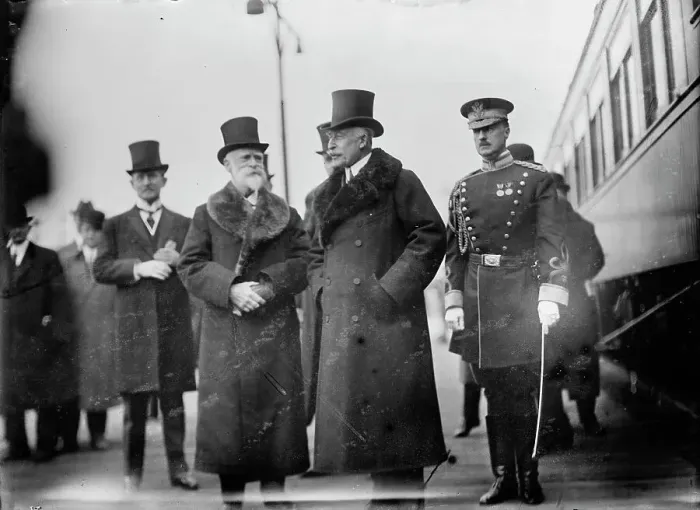 Framed Print : Ambassador James Bryce; Arthur, The Duke of Connaught; Maj. Butt, 1911. Creator: Harris & Ewing. Ambassador James Bryce; Arthur, The Duke of Connaught; Maj. Butt, 1911. Creator: Harris & Ewing Framed Print : Ambassador James Bryce; Arthur, The Duke of Connaught; Maj. Butt, 1911. Creator: Harris & Ewing. Ambassador James Bryce; Arthur, The Duke of Connaught; Maj. Butt, 1911. Creator: Harris & Ewing