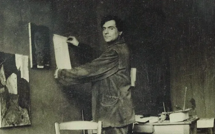 Framed Print : Amedeo Modigliani in his studio, 1910s Framed Print : Amedeo Modigliani in his studio, 1910s