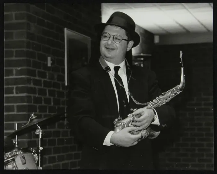 Framed Print : American alto saxophonist Michael Hashim at The Fairway, Welwyn Garden City, Hertfordshire, 1997 Framed Print : American alto saxophonist Michael Hashim at The Fairway, Welwyn Garden City, Hertfordshire, 1997