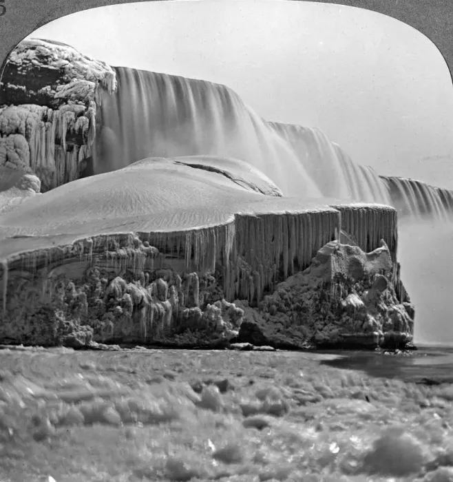 Framed Print : American Falls, Niagara Falls, in winter, New York, USA. Artist: Realistic Travels Publishers Framed Print : American Falls, Niagara Falls, in winter, New York, USA. Artist: Realistic Travels Publishers