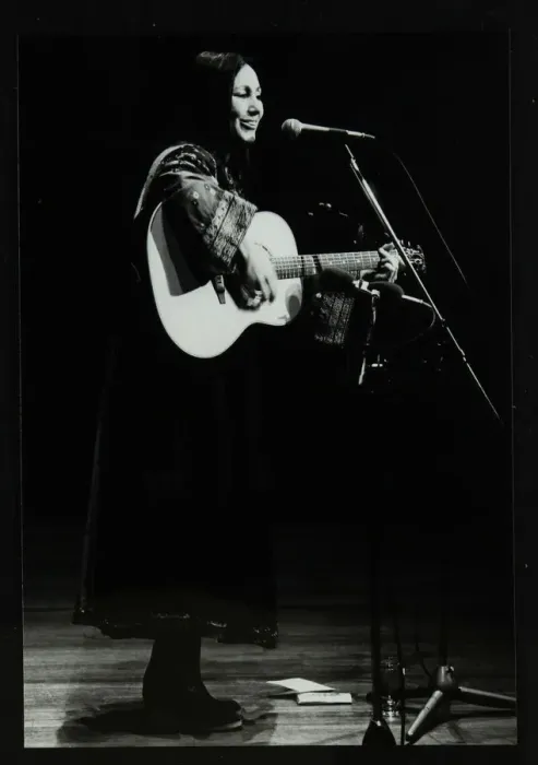 Framed Print : American folk musician Julie Felix on stage at the Forum Theatre, Hatfield, Hertfordshire, 1979 Framed Print : American folk musician Julie Felix on stage at the Forum Theatre, Hatfield, Hertfordshire, 1979