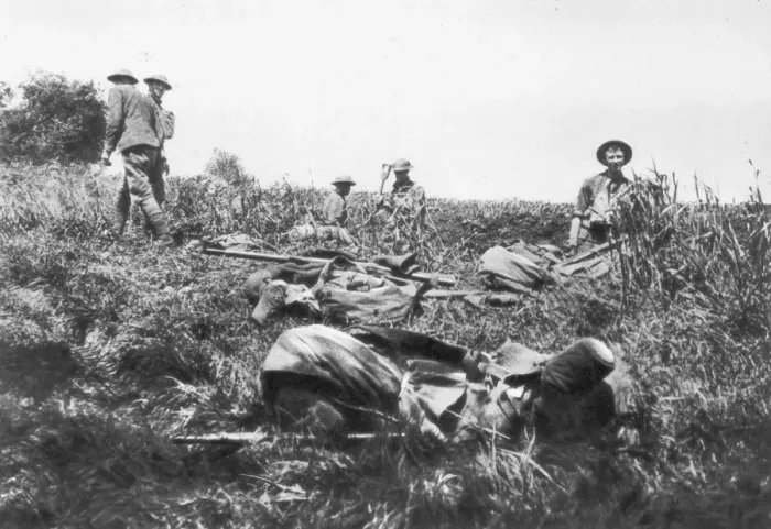 Framed Print : American marines digging trenches, Lucy-le-Bocage, France, 1 June, 1918 Framed Print : American marines digging trenches, Lucy-le-Bocage, France, 1 June, 1918