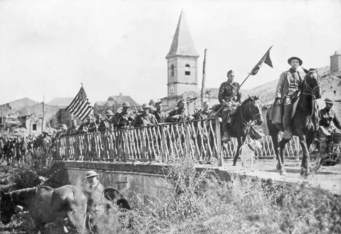 Framed Print : American soldiers entering the village of Nonsard, near Saint-Mihiel, France, 12-15 September 1918 Framed Print : American soldiers entering the village of Nonsard, near Saint-Mihiel, France, 12-15 September 1918
