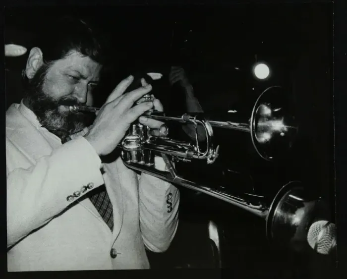 Framed Print : American trumpeter Bobby Shew performing at The Bell, Codicote, Hertfordshire, 19 May 1985 Framed Print : American trumpeter Bobby Shew performing at The Bell, Codicote, Hertfordshire, 19 May 1985