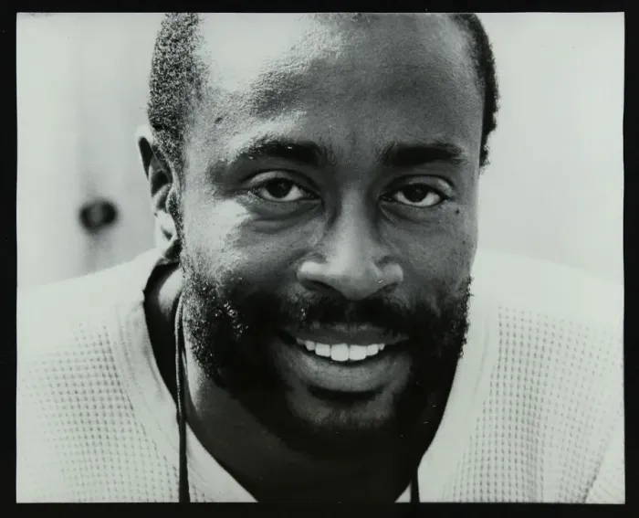Framed Print : American vocalist Bobby McFerrin at the Bracknell Jazz Festival, 1983 Framed Print : American vocalist Bobby McFerrin at the Bracknell Jazz Festival, 1983