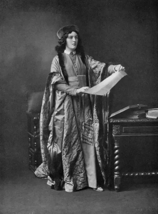 Framed Print : Amy Brandon Thomas (1890-1974), English actress, 1911-1912. Artist: Alfred Ellis & Walery Framed Print : Amy Brandon Thomas (1890-1974), English actress, 1911-1912. Artist: Alfred Ellis & Walery