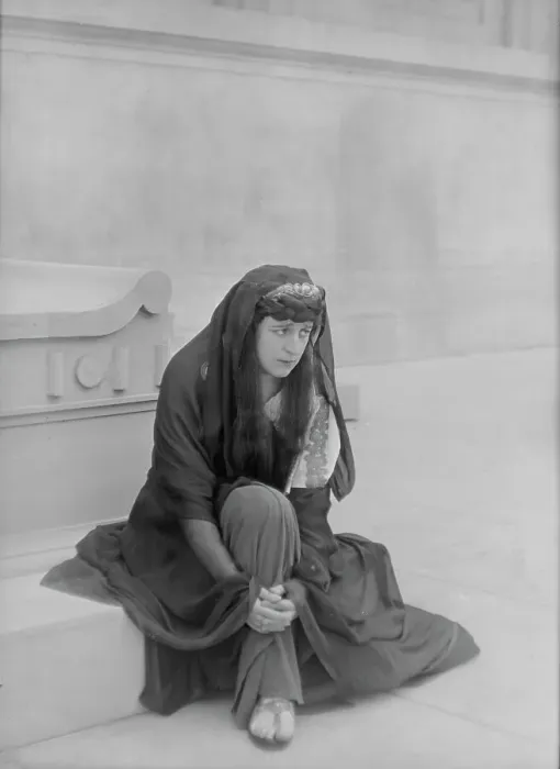 Framed Print : Anglin, Margaret, Miss, in costume, between 1910 and 1925. Creator: Arnold Genthe Framed Print : Anglin, Margaret, Miss, in costume, between 1910 and 1925. Creator: Arnold Genthe