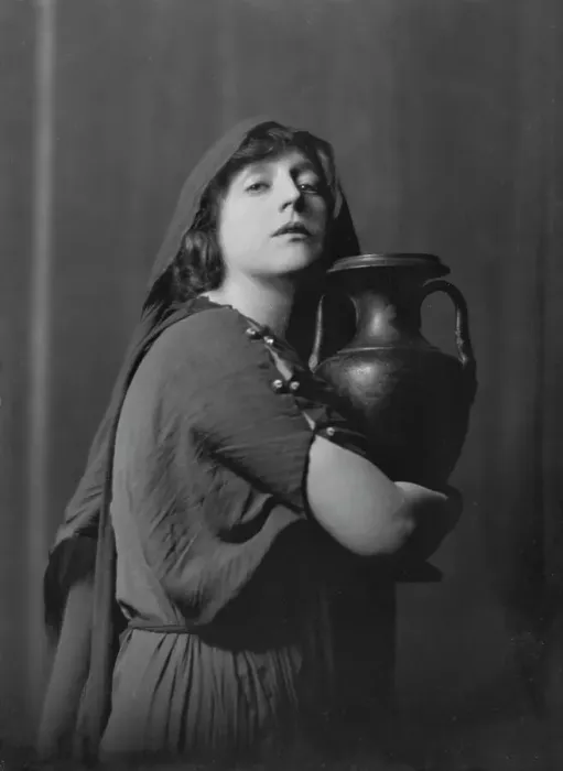 Framed Print : Anglin, Margaret, Miss, in costume, between 1910 and 1925. Creator: Arnold Genthe Framed Print : Anglin, Margaret, Miss, in costume, between 1910 and 1925. Creator: Arnold Genthe