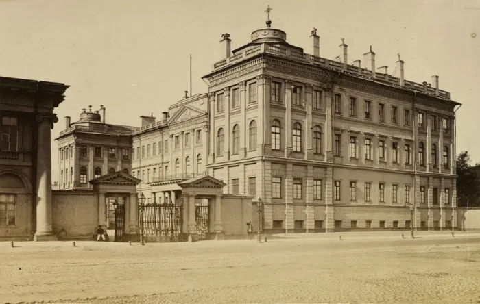 Framed Print : The Anichkov Palace in Saint Petersburg, 1874 Framed Print : The Anichkov Palace in Saint Petersburg, 1874