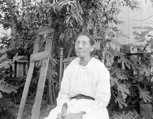 Annie Moore Schwein - Born a slave in south Texas, Corpus Christi, 1936. Creator: Dorothea Lange