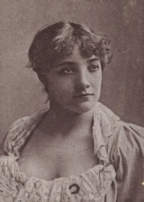 Framed Print : Annie Robe, from the Actresses series (N67) promoting Virginia Brights Cigarettes for Framed Print : Annie Robe, from the Actresses series (N67) promoting Virginia Brights Cigarettes for