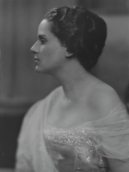 Anthony, E.C. Mrs. portrait photograph, 1916. Creator: Arnold Genthe