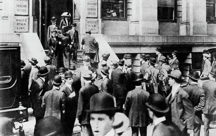 Framed Print : Anxious crowds outside the White Star Line office, 1912 (1937). Artist: Sport & General Framed Print : Anxious crowds outside the White Star Line office, 1912 (1937). Artist: Sport & General