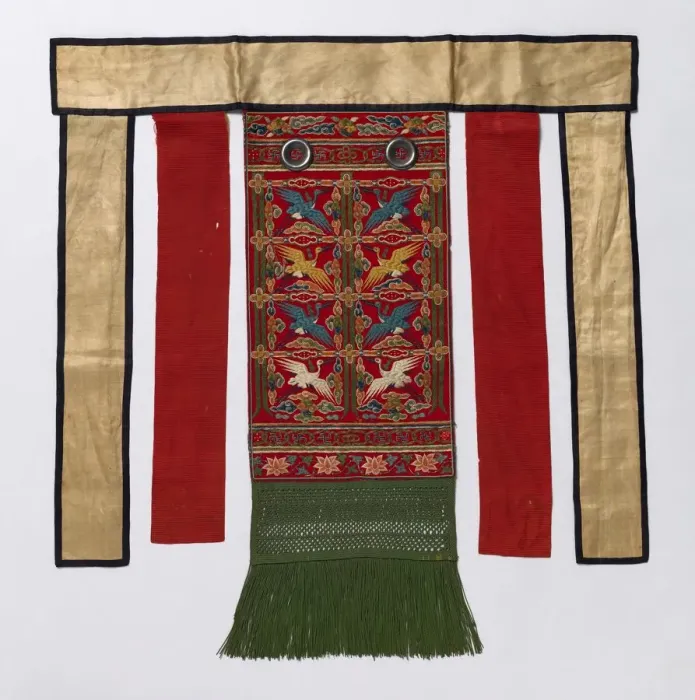 Framed Print : Back Apron for the Royal Ceremonial Robe, late 1800s-early 1900s. Creator: Unknown Framed Print : Back Apron for the Royal Ceremonial Robe, late 1800s-early 1900s. Creator: Unknown