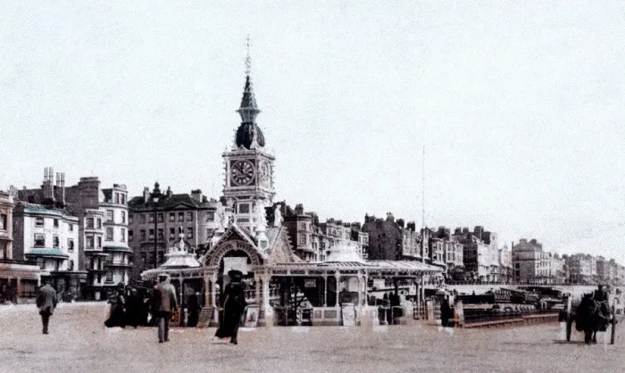 Framed Print : The aquarium at Brighton, East Sussex, early 20th century Framed Print : The aquarium at Brighton, East Sussex, early 20th century