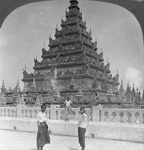 Arakan Pagoda, Mandalay, Burma, 1908. Artist: Stereo Travel Co