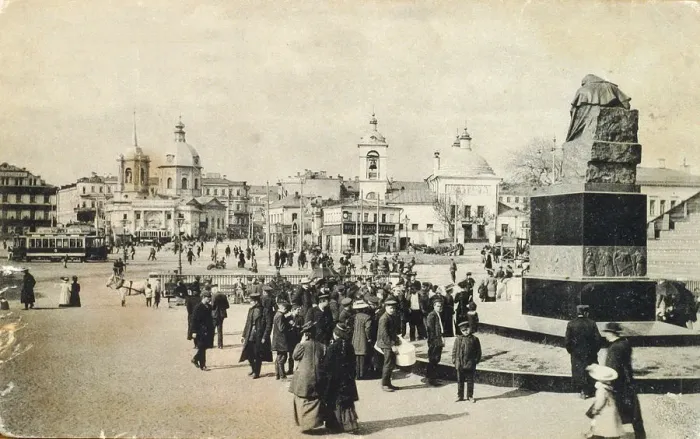 Framed Print : Arbat Square, Moscow, Russia, 1913 Framed Print : Arbat Square, Moscow, Russia, 1913