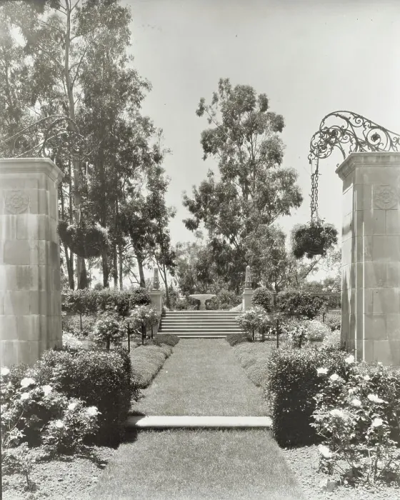 Framed Print : Arcady, George Owen Knapp house, Sycamore Canyon Road, Montecito, California, 1917. Creator: Frances Benjamin Johnston. Arcady, George Owen Knapp house, Sycamore Canyon Road, Montecito, California, 1917 Framed Print : Arcady, George Owen Knapp house, Sycamore Canyon Road, Montecito, California, 1917. Creator: Frances Benjamin Johnston. Arcady, George Owen Knapp house, Sycamore Canyon Road, Montecito, California, 1917