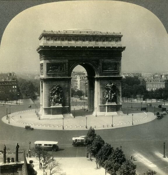 The Arch of Triumph and the Place de l Etoile, Paris, France, c1930s. Creator: Unknown